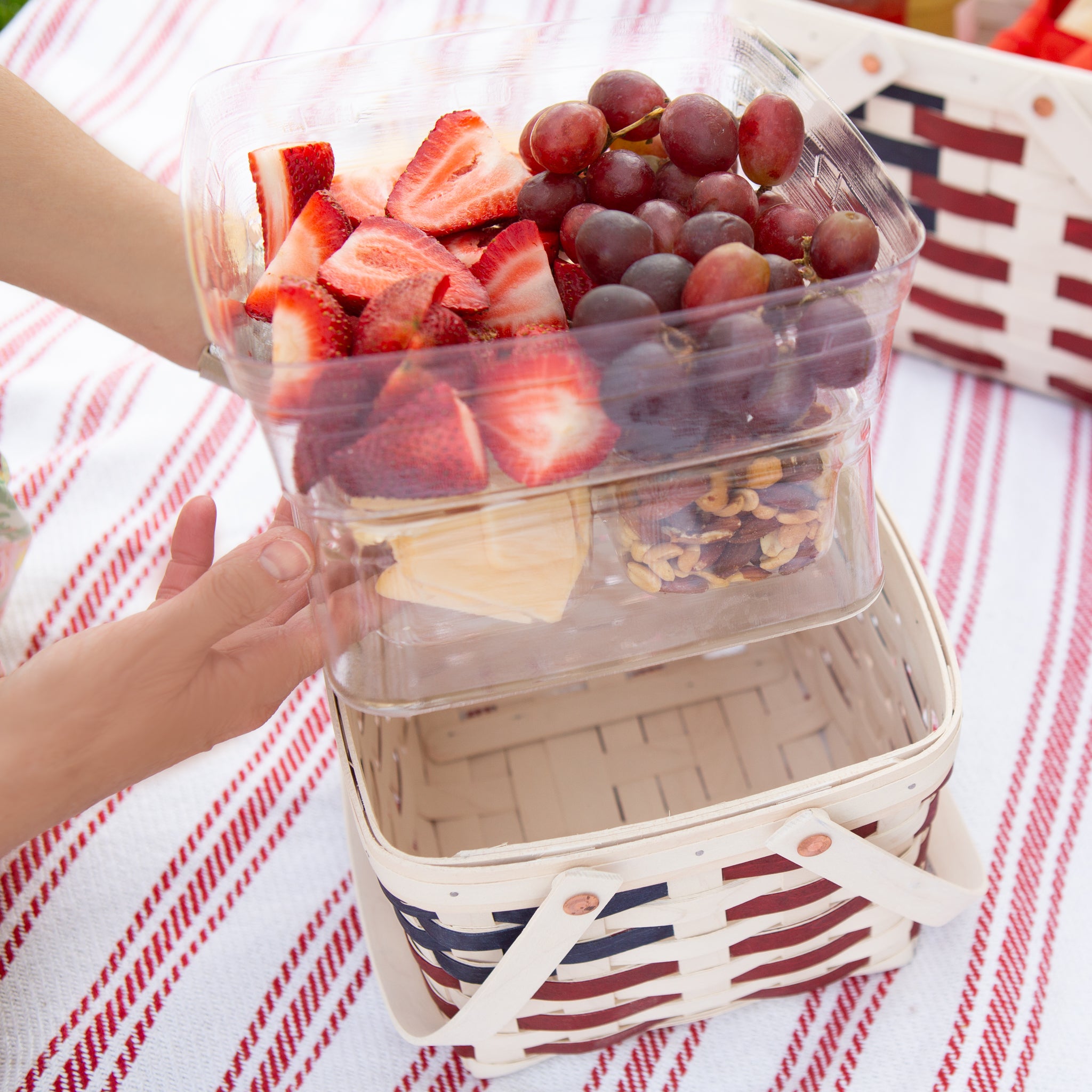 Mackinac Provision Picnic Basket with Protectors - Warm Cinnamon - Image 7