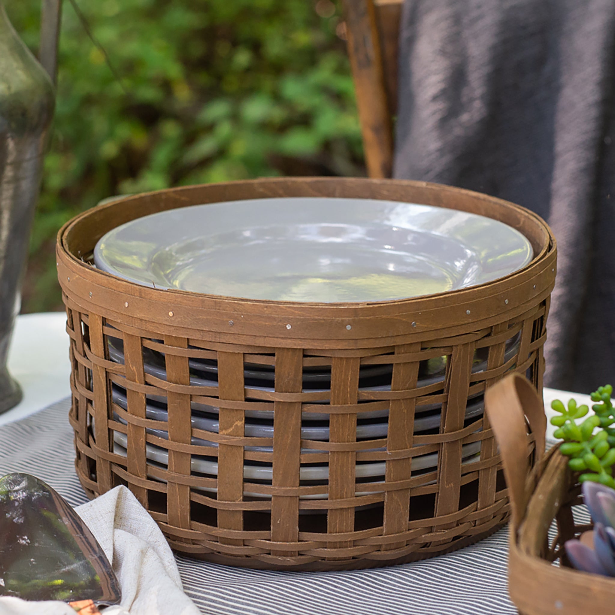 1896 Plate Storage Basket Set with Protector - Vintage - Image 6