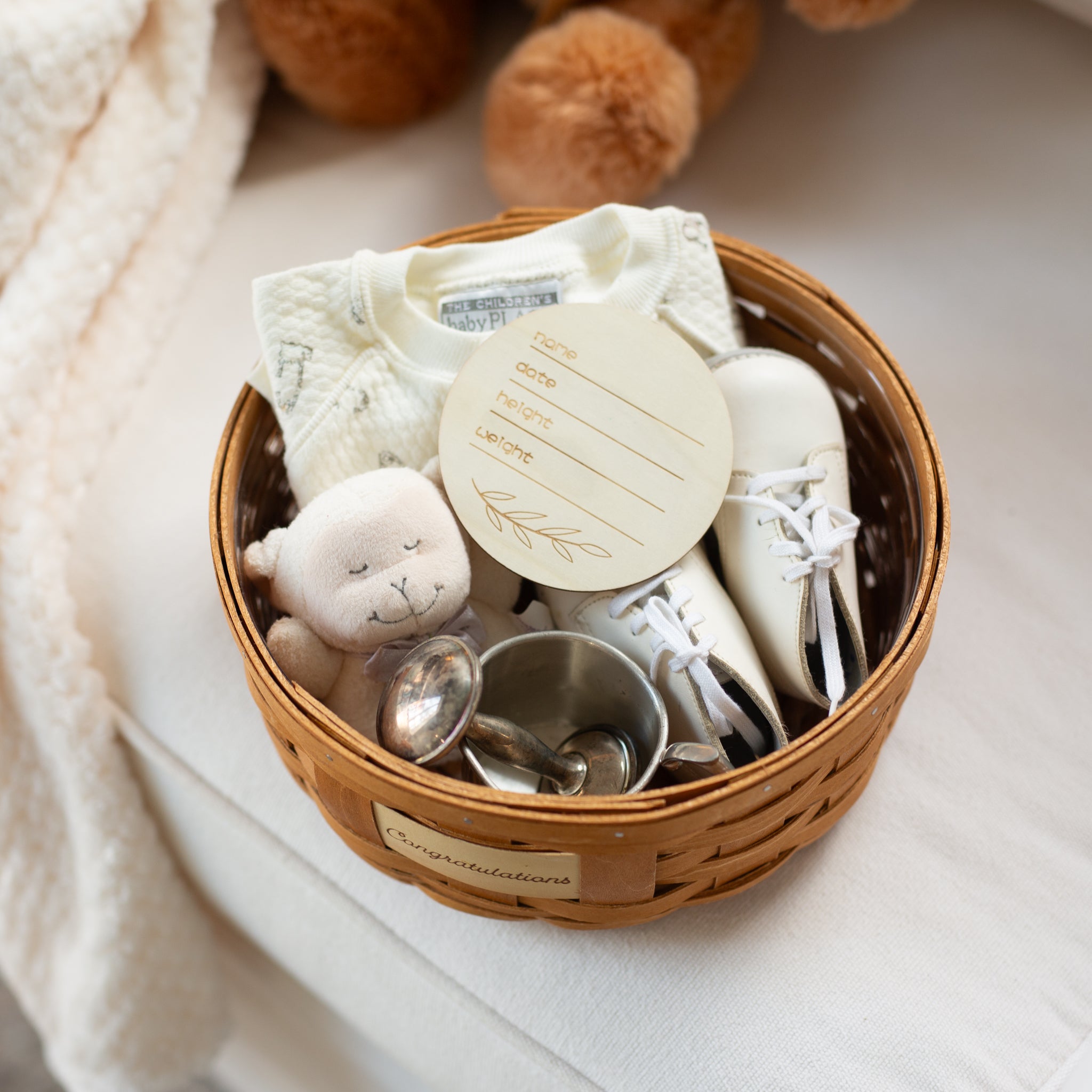 Celebrations Congratulations Basket with Protector - Warm Brown - Image 6