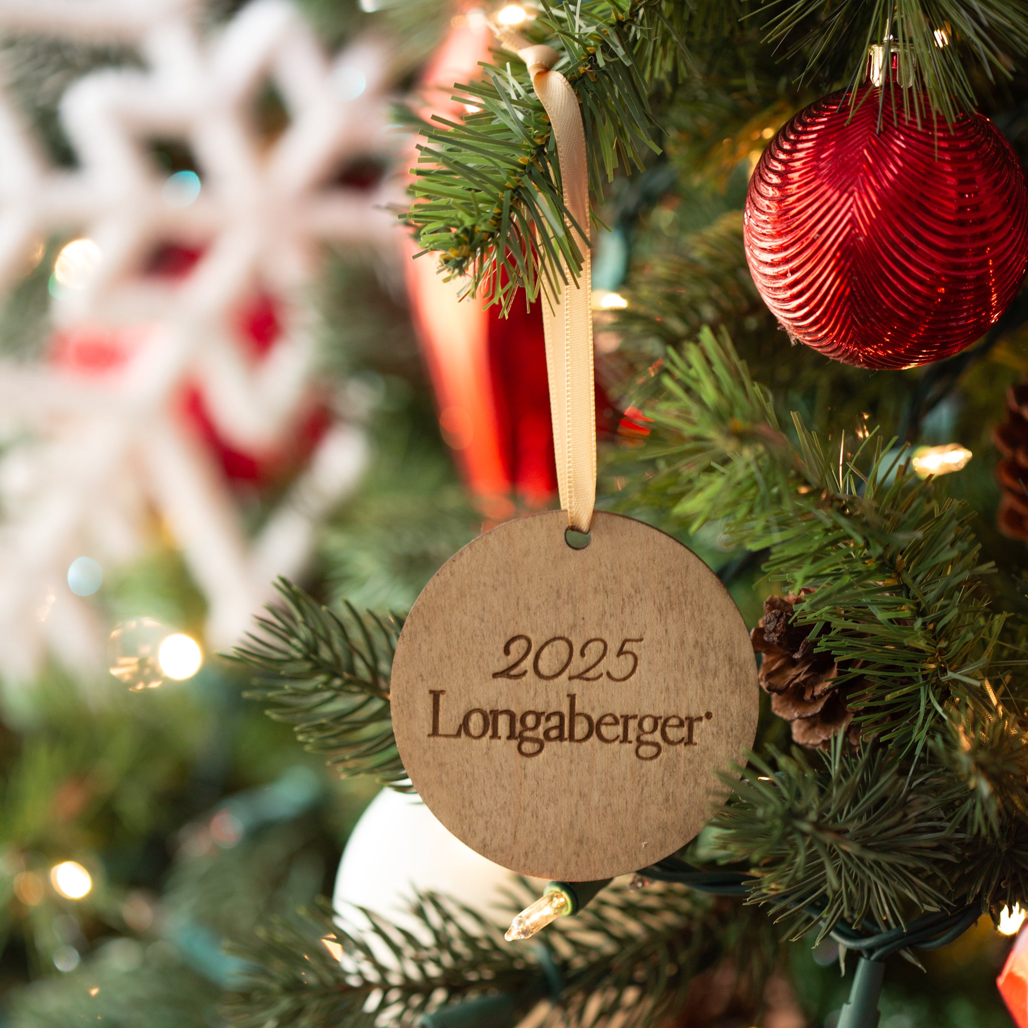 Christmas 4-Piece Wooden Ornament Set - Assorted - Image 4