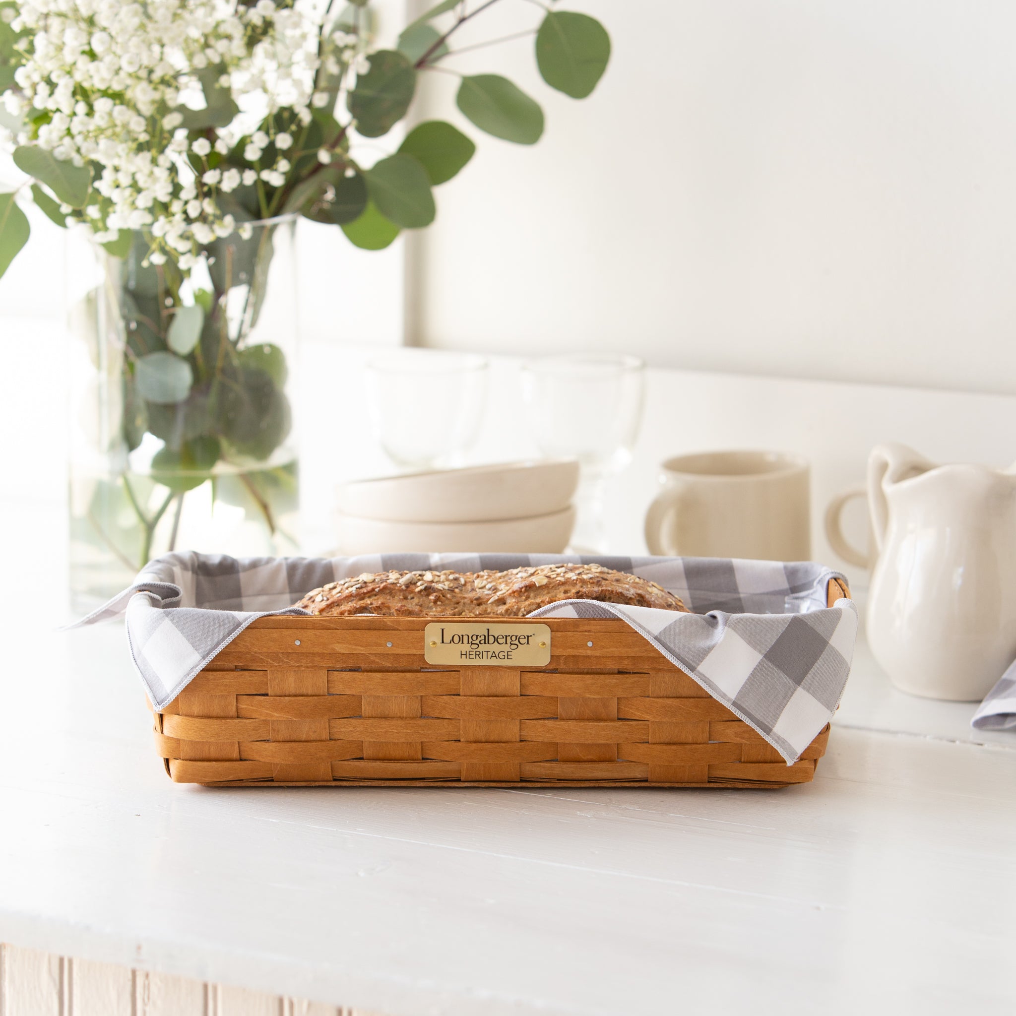 Collector's Heritage Bread Basket with Protector - Warm Brown - Image 3