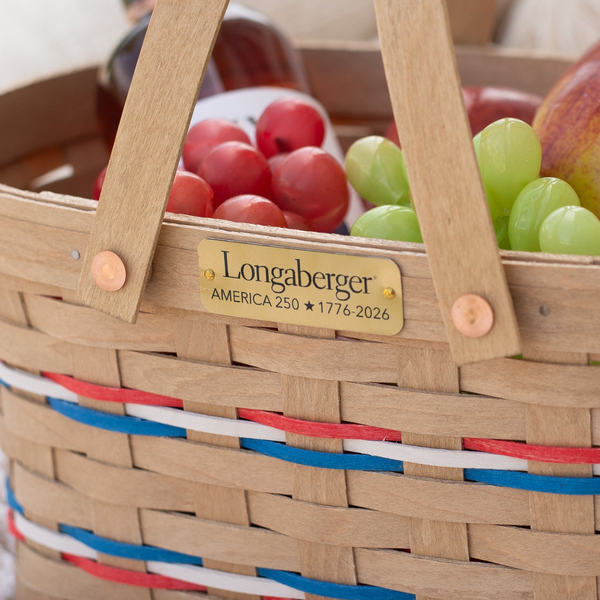 Collector's 1776 Medium Carrier Basket with Protector - Independence - Image 3