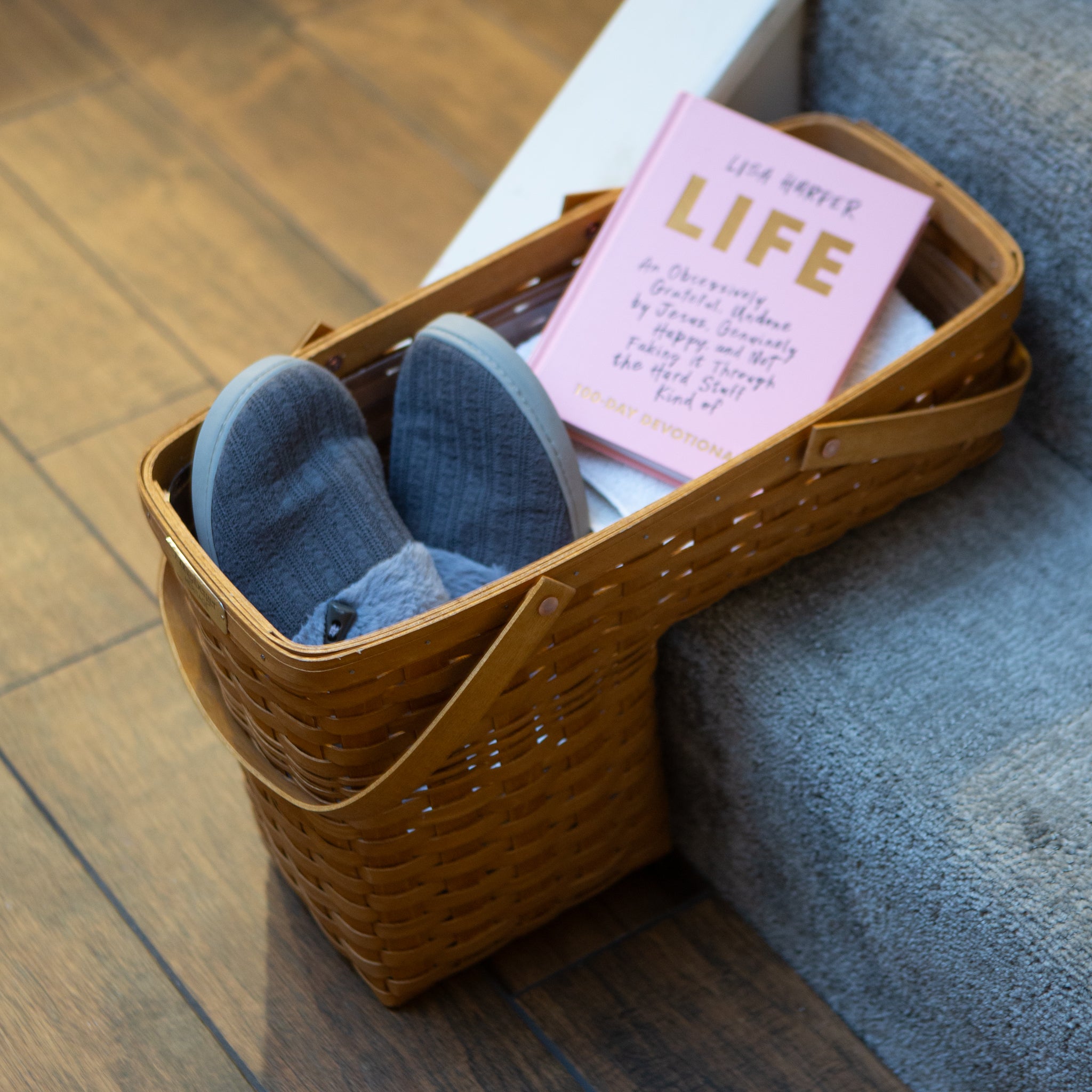 Collector's Heritage Stair Basket with Protector - Warm Brown - Image 4