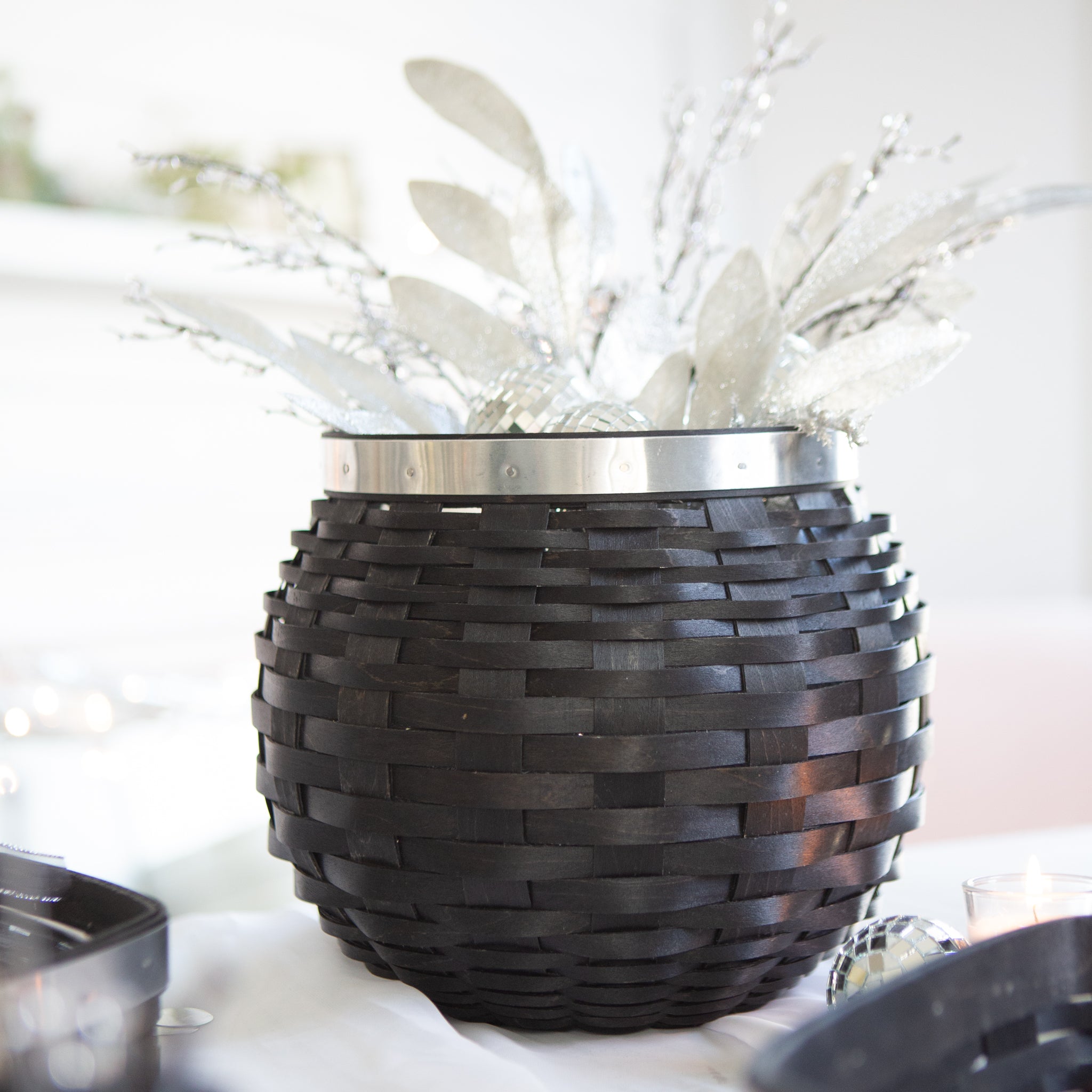 Elegance Medium Ball Drop Bowl Basket with Protector - Aluminum - Image 3
