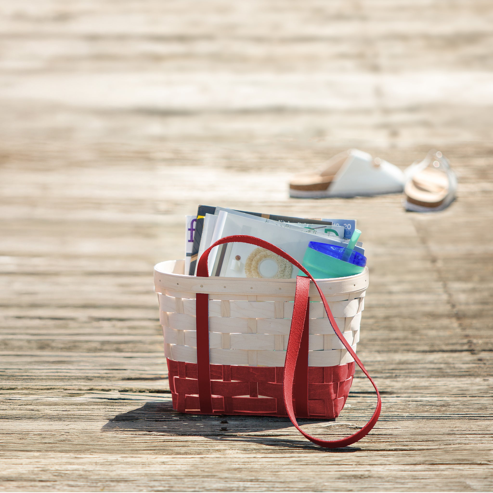 Medium Boardwalk Basket - Red and White - Image 2