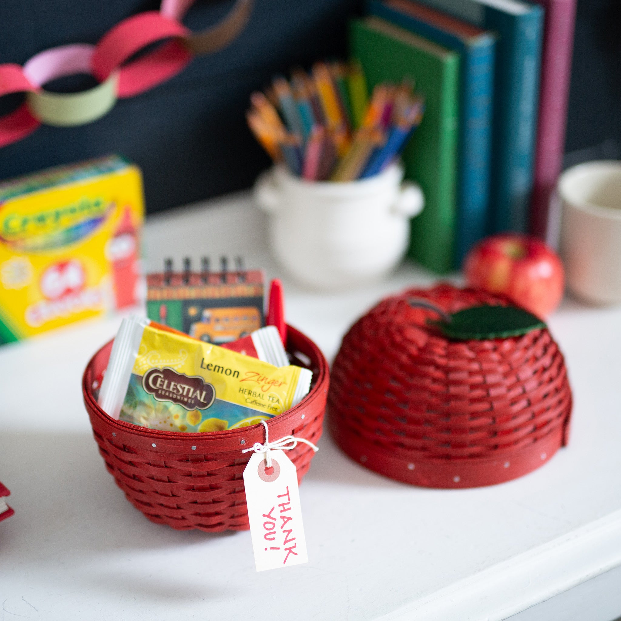Apple Picking Small Apple with Woven Lid and Protector - Red - Image 4