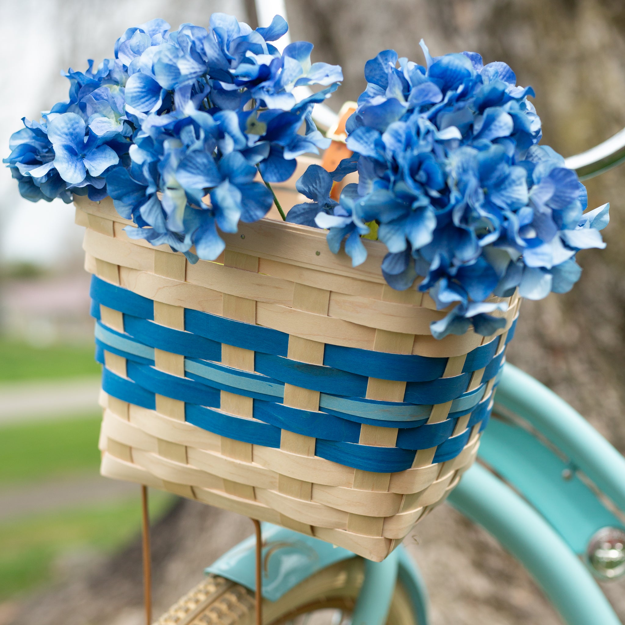 Spring Tapered Rectangle Bicycle Basket - Blueberry - Image 3